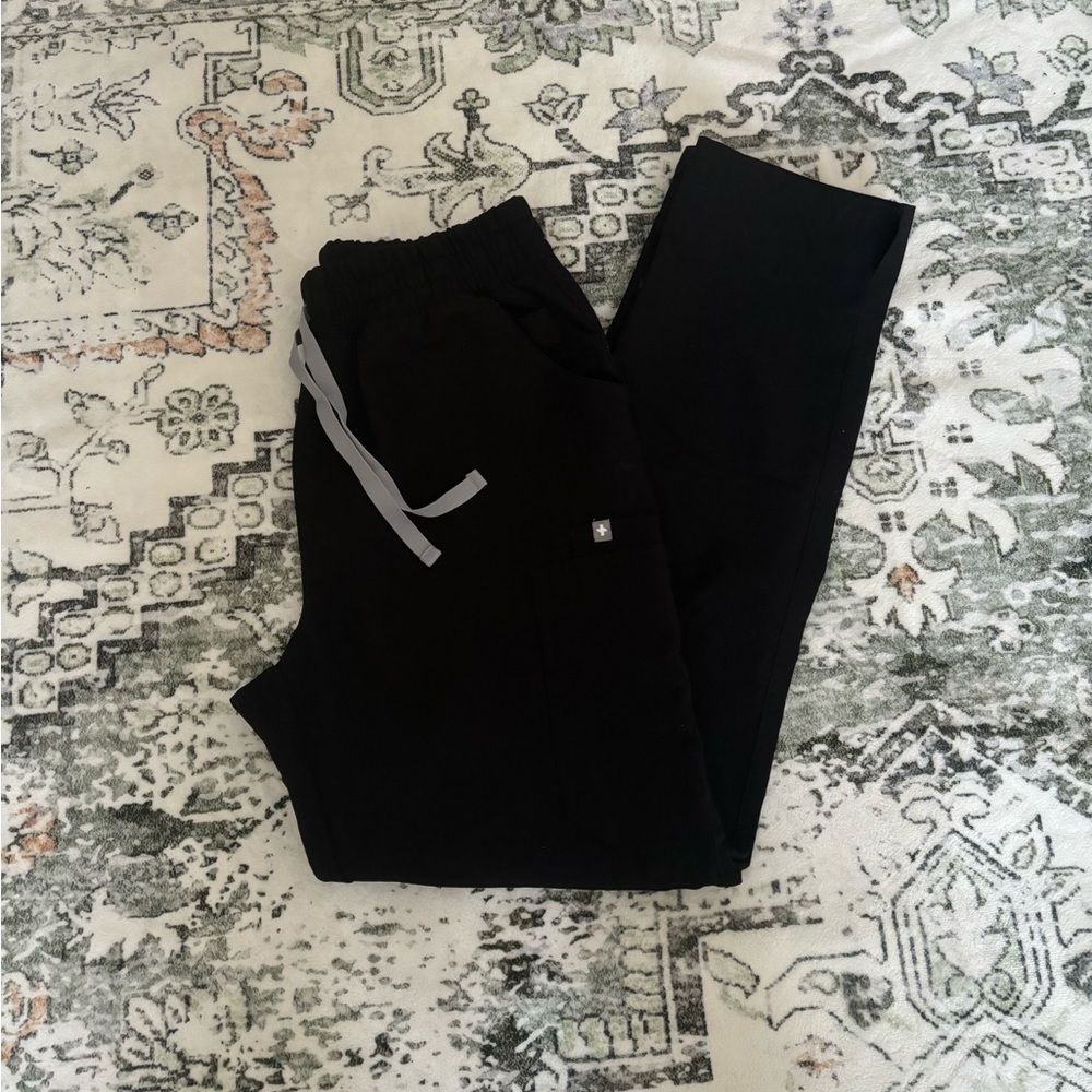 Figs black scrub pants